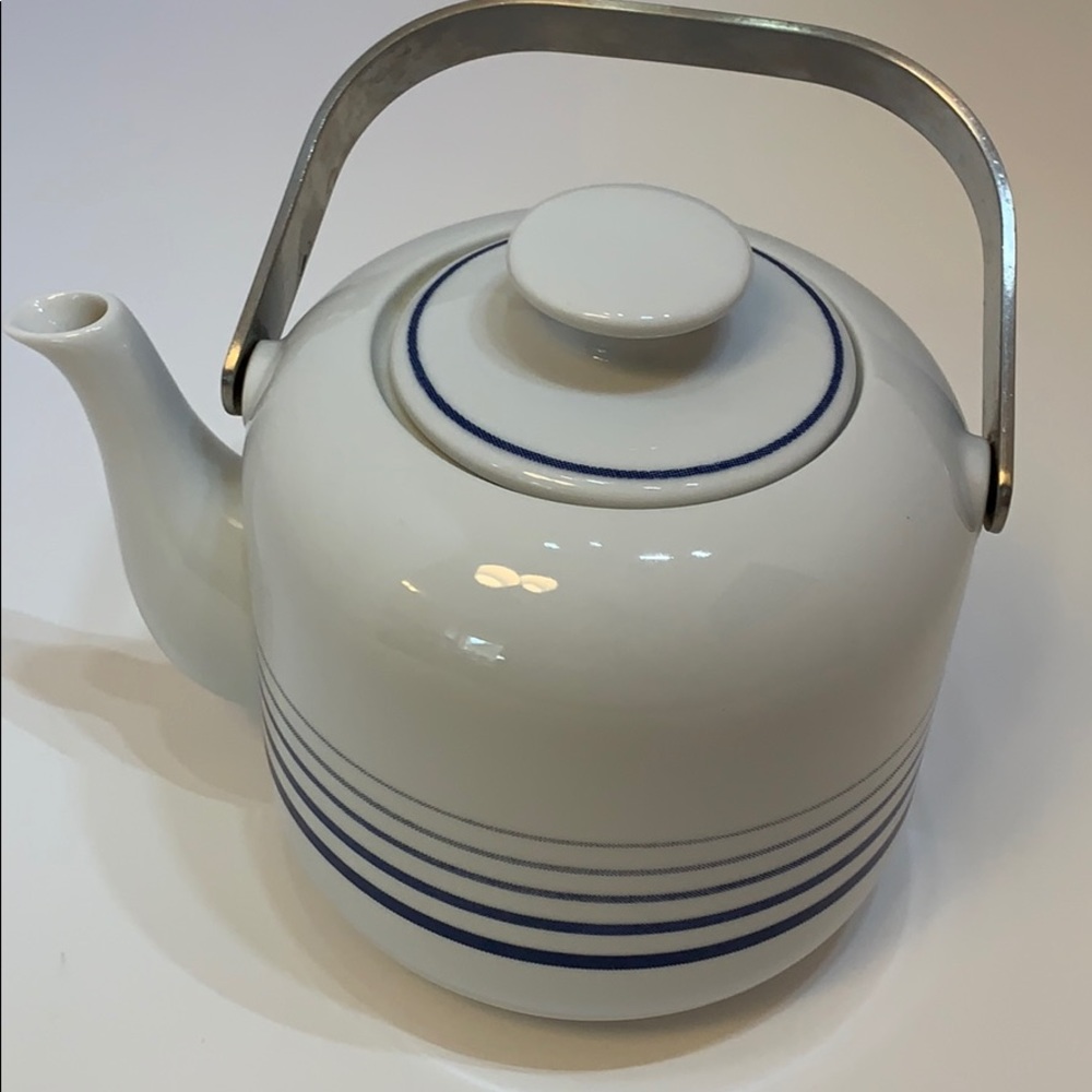 Vintage Ceramic Teapot w/stainless handle Japan